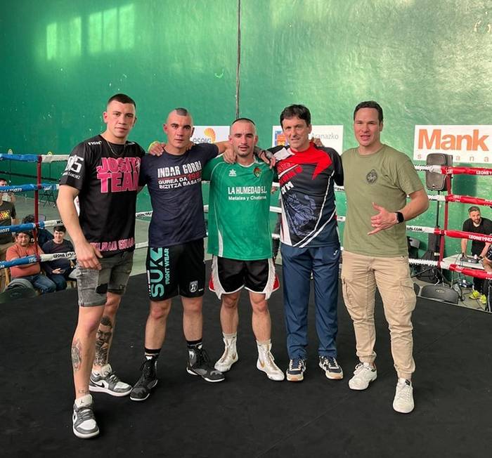 Etxarri sutan jarri zuten