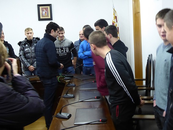 Kinto buruzagien aukeraketa - 11