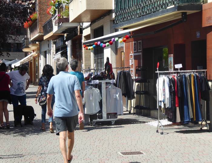 Stocka kalera aterako dute 20 dendarik