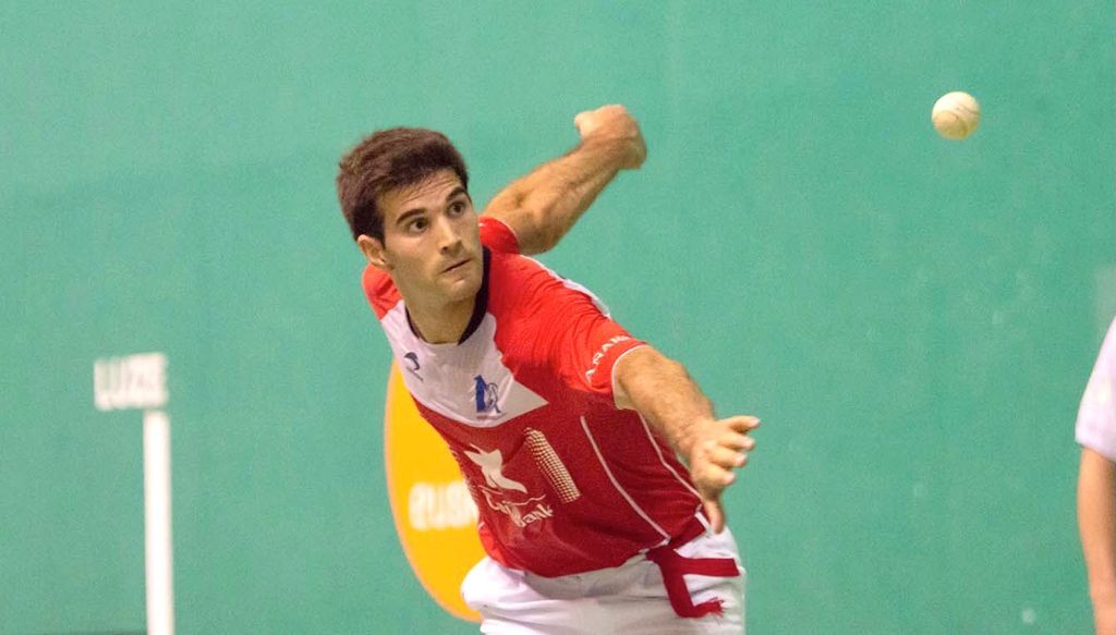 Zabaletak ongi ekin dio finalerdiei; Ezkurdiak, ez horrenbeste