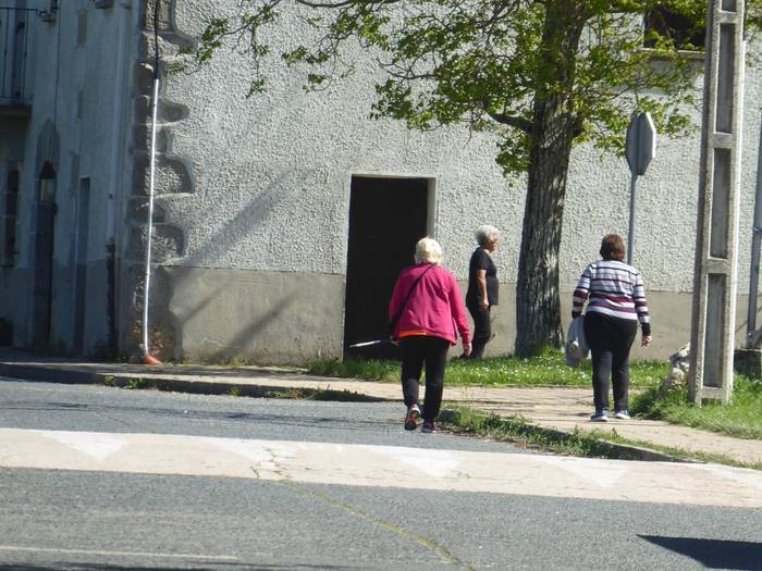 Emakumeen kontrako indarkeriaren aurka, trebatzera