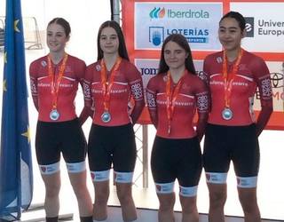 Enara Perez, Luca Martinez eta Eider Razkin ikusgarri Galapagarren