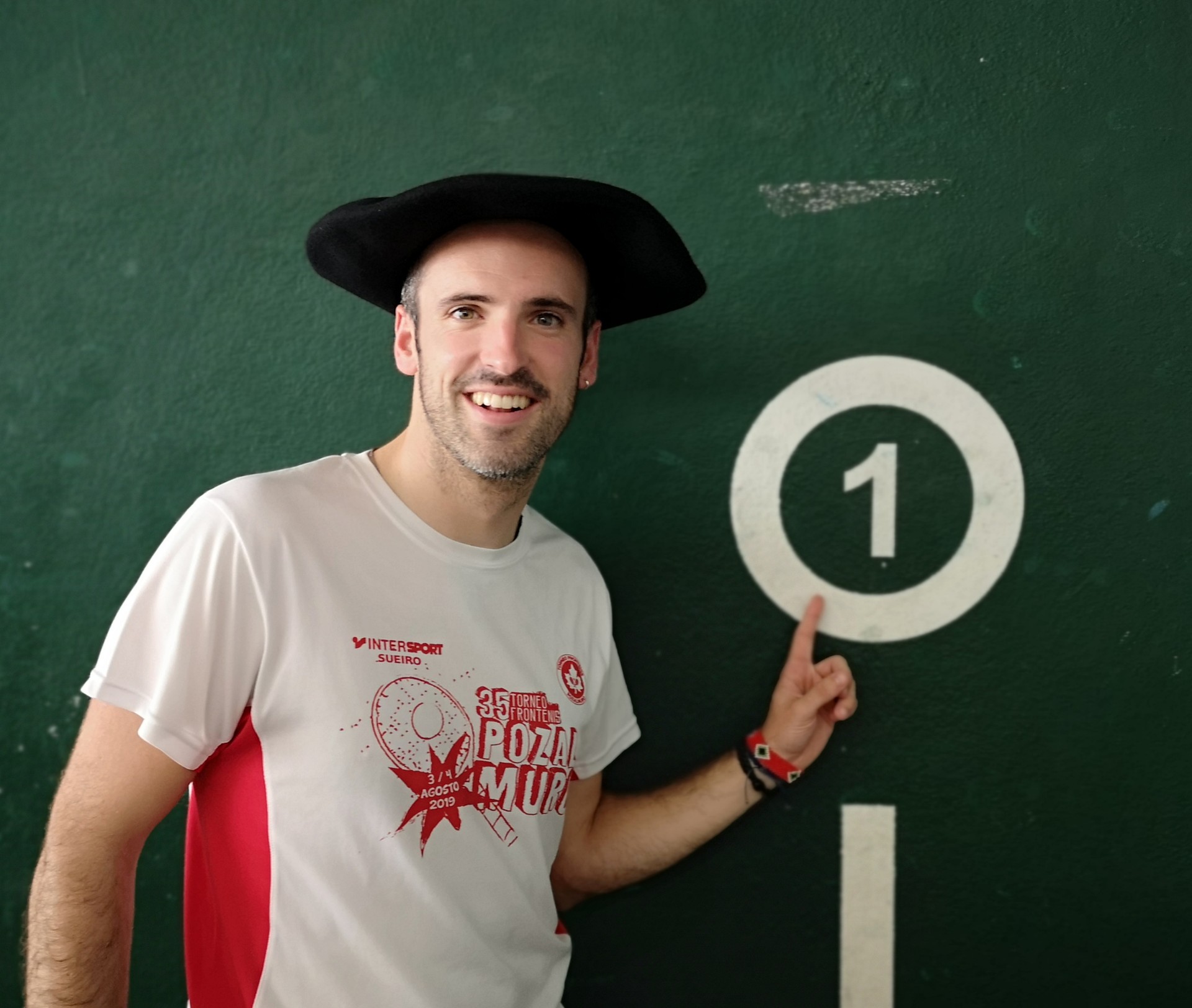 Estatuko frontenis txapelketarik onena, non eta Irurtzunen