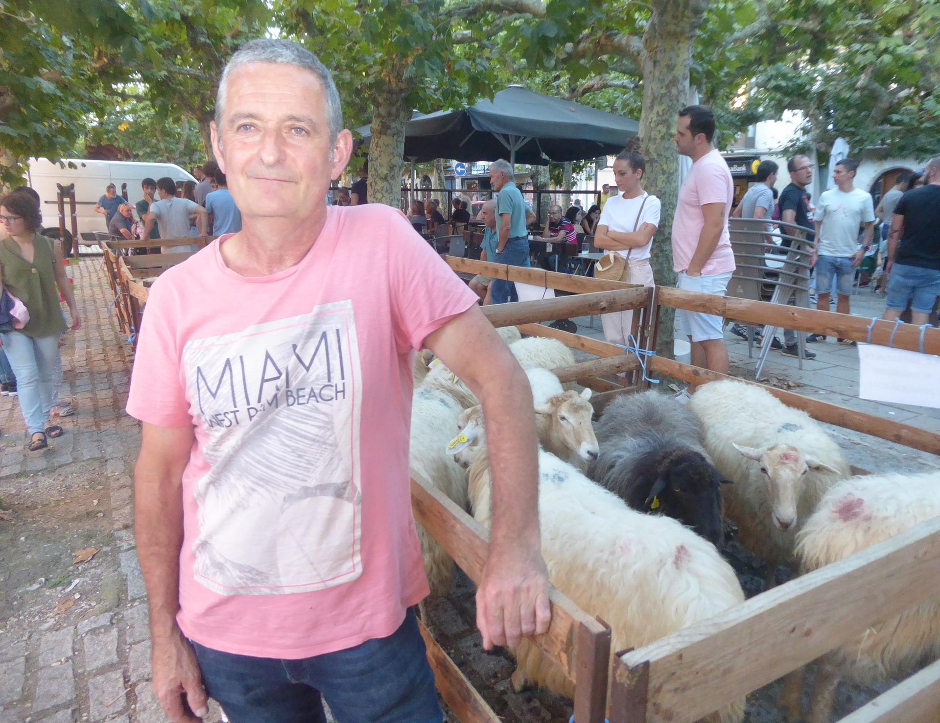 “Bertako jendeari gure produktua eman nahi diogu”