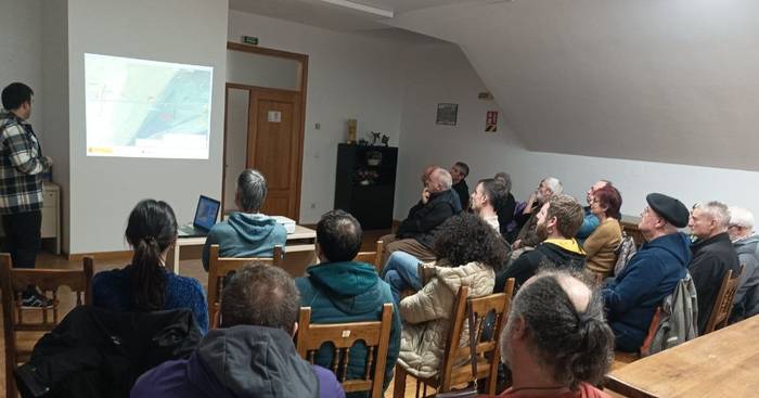 AHTren inguruko berri emateko batzarra