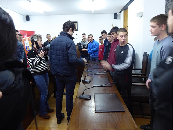 Kinto buruzagien aukeraketa - 13