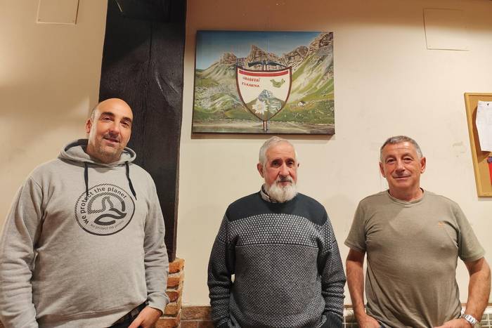 Mende erdia joan-etorrian