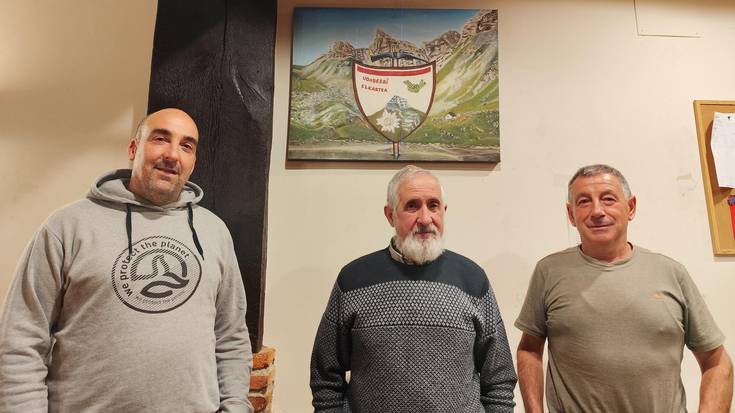 Mende erdia joan-etorrian