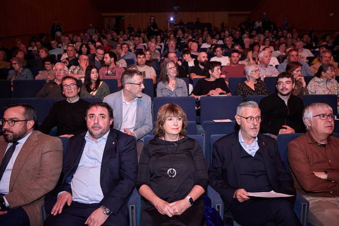 Tortura biktimei gobernuaren aitortza