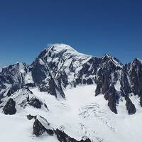 Mont Blanc mendiko bideo eta argazkien proiekzioa Cristina Diegoren eskutik