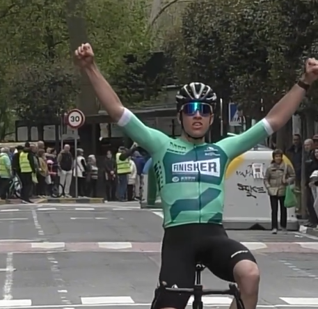 Iker Gomez, Zunzarren Memoriala irabaztetik, selekzioarekin Asturiasko Itzulia jokatzera