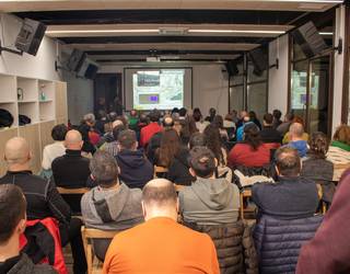 AHTri buruzko batzar jendetsua