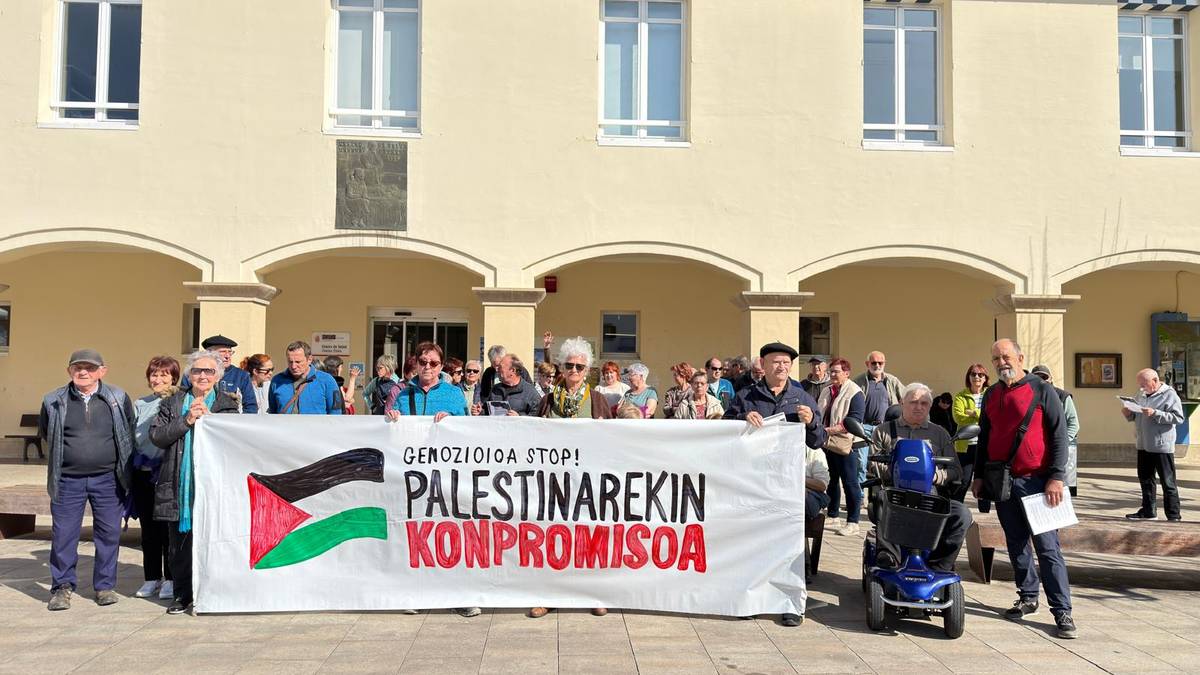 Palestinari elkartasuna adierazteko Teva enpresari boikot egitera deitu dute