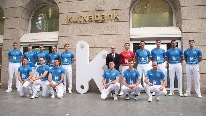 Zurrumurrua konfirmatu da