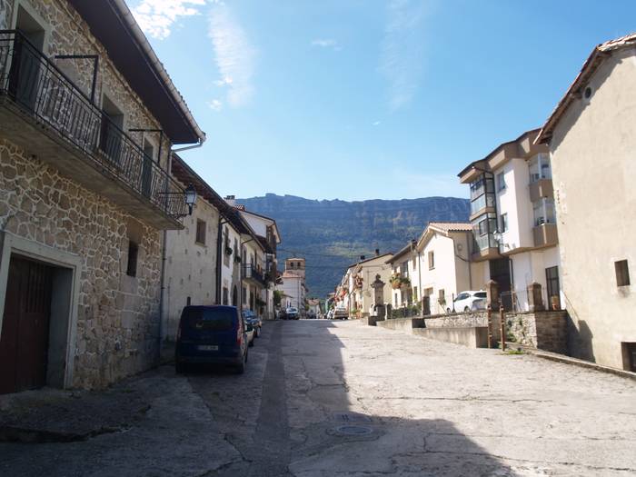 Udalak Erreka kaleko lanak emateko deialdia egin du