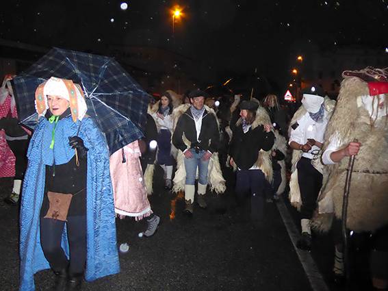 Herri ihoterako prestatzen hasiak