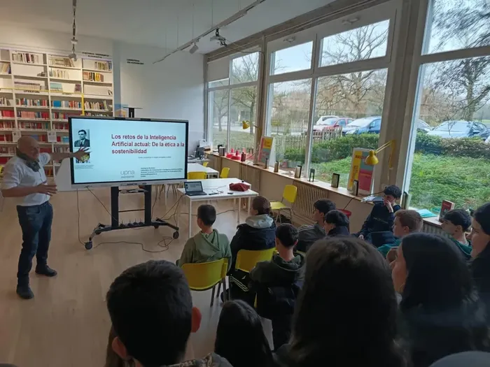 Adimen artifizialaz Altsasu institutuan