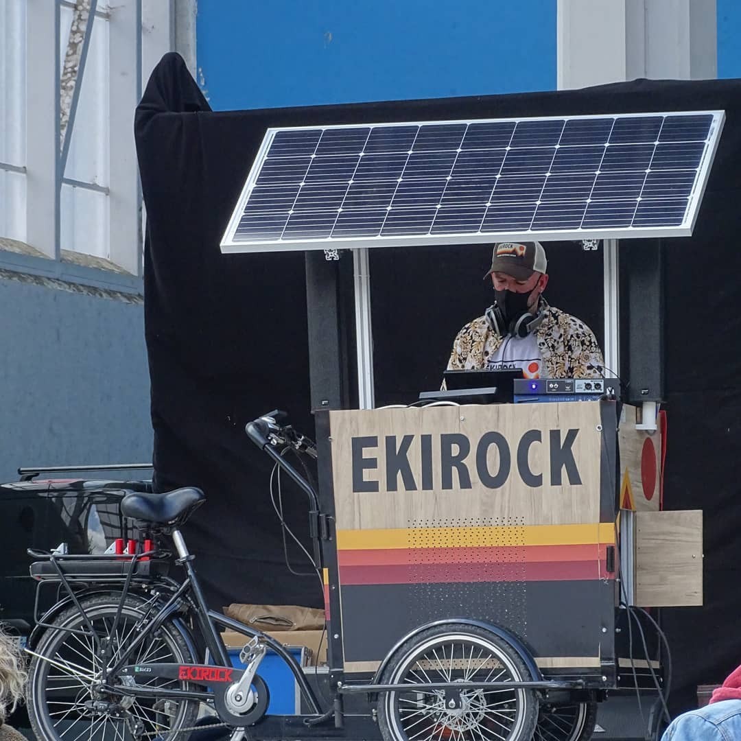 Lakuntzako izpiekin egindako Ekirock-a