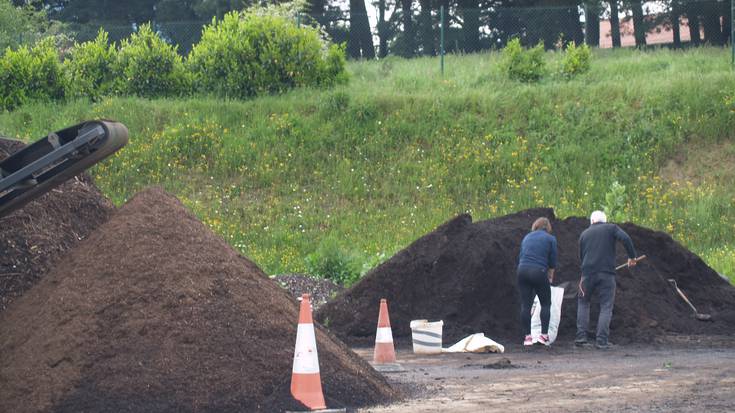 Mank-ek 200.000 litro konpost banatu zituen joan den urtean