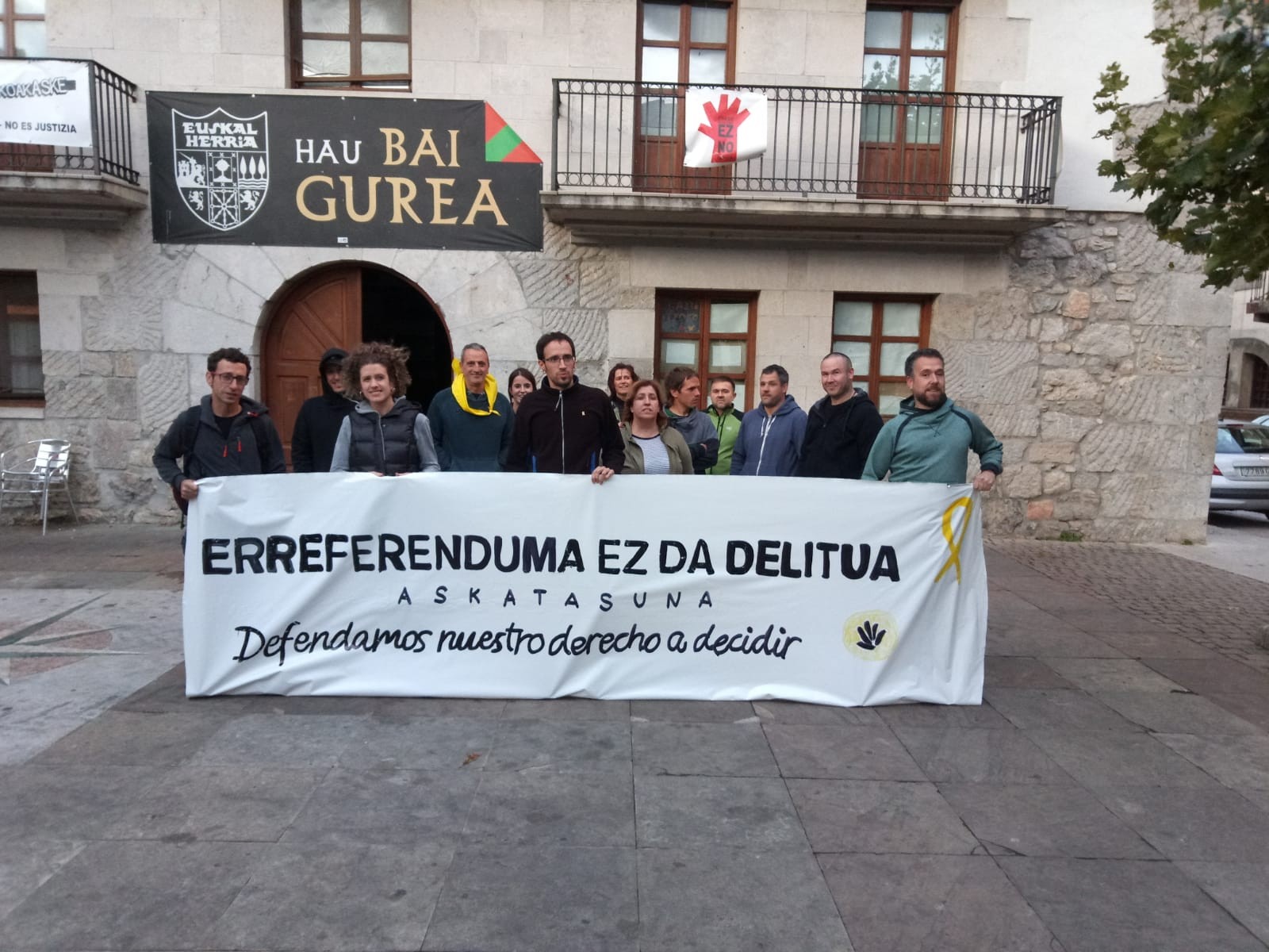 Kataluniari elkartasuna adierazteko hiru deialdi