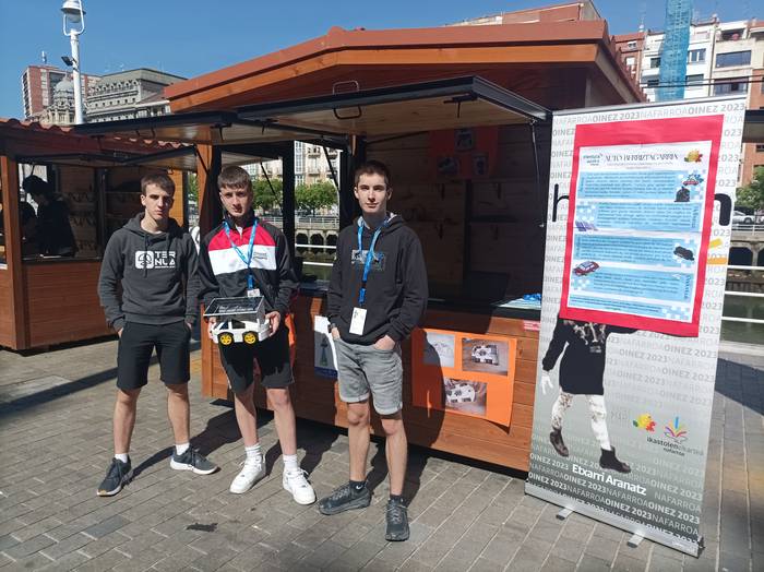 Auto berriztagarria, Elhuyar saritik Bartzelonara