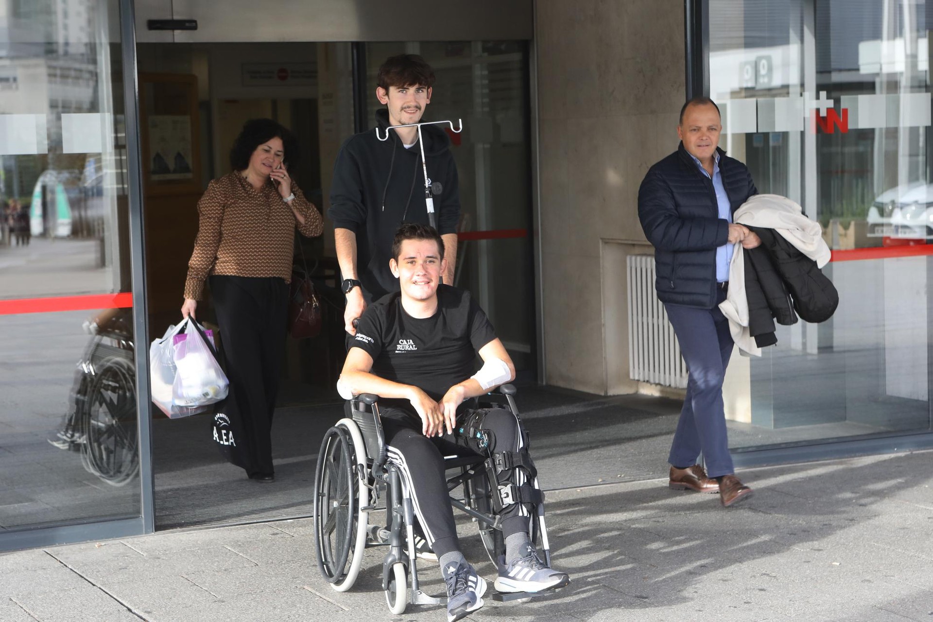 Josu Etxeberriak ospitalea utzi du eta etxean jarraituko du bere osatze bidea