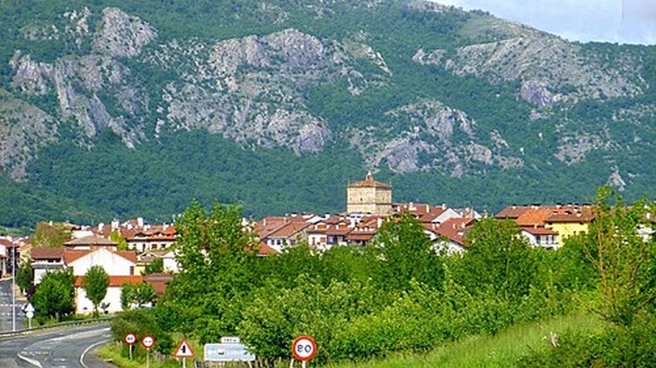 Lan istripua Etxarrin eta Gobernuak funts bati etxe bat erosi dio Lakuntzan