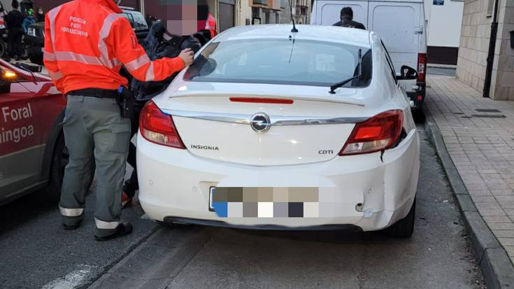 Herrian ausarkeriaz gidatzeagatik atxilotuta