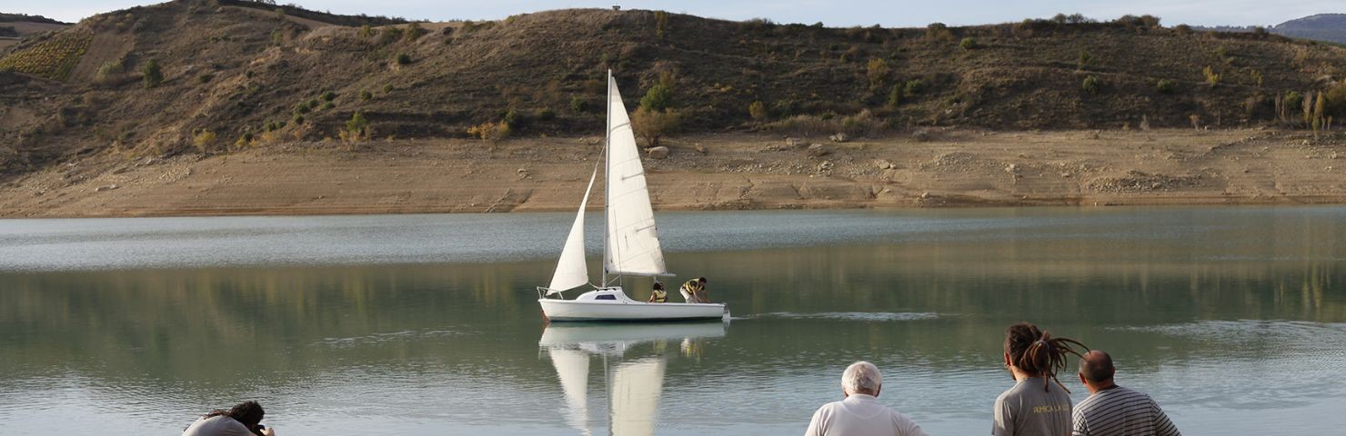 '180º Rumbo a la luz' film dokumentalaren emanaldia