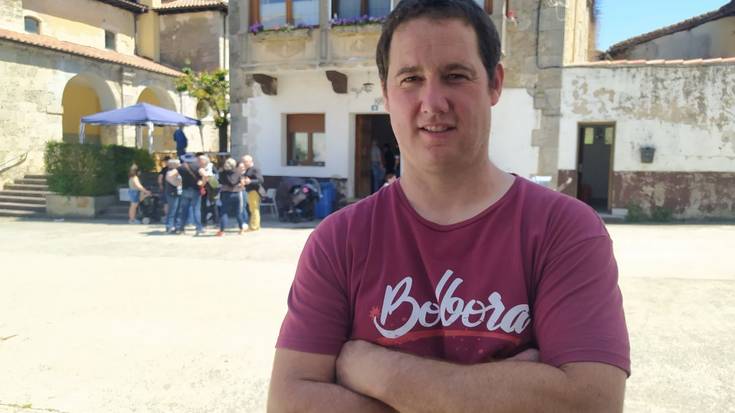 "Oso zaila da zuzenean gazta guztia saltzea"