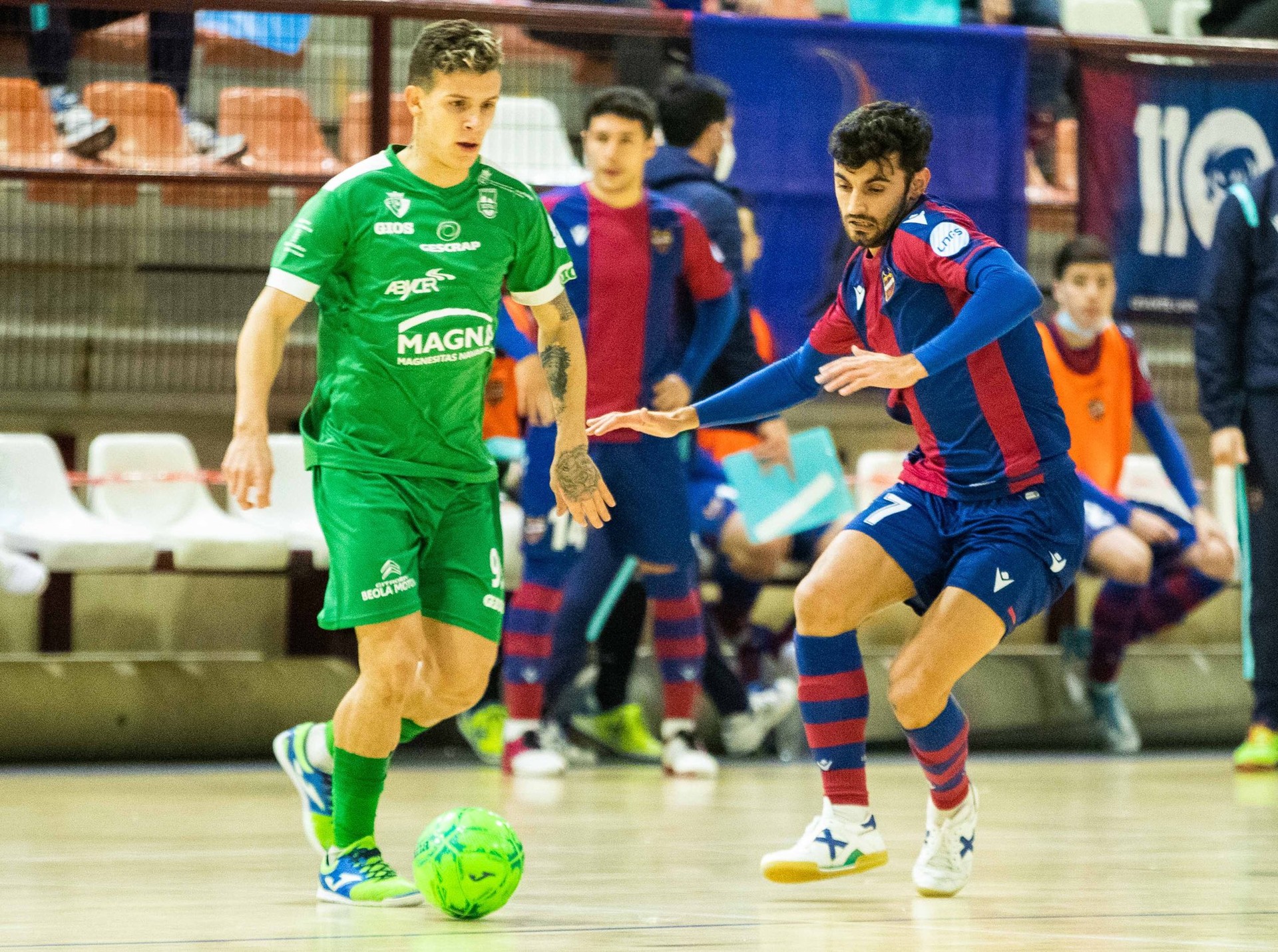 Osasuna Magnak modurik krudelenean esan dio agur Kopari