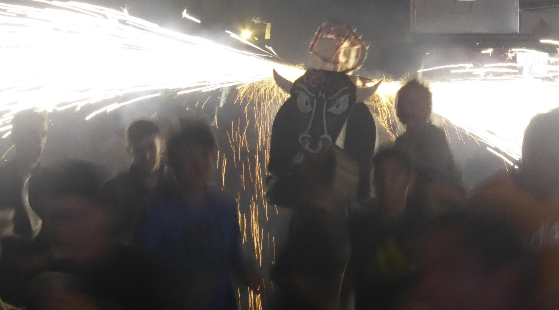 Etxarriko festetarako langileak behar dira