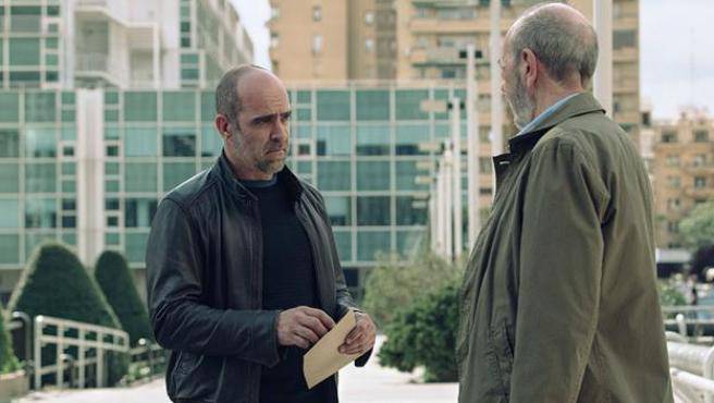 Código emperador gaurkotasunezko filmaren emanaldia