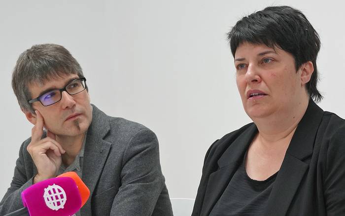 Bi sakandar Euskal literatura Nafarroan jardunaldietan