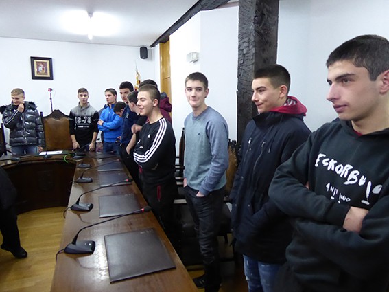 Kinto buruzagien aukeraketa - 9