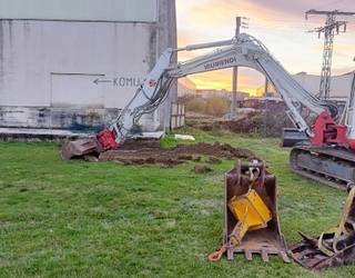 Zelai Berrin belar artifiziala jartzeko lanak hasi dira