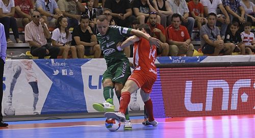 Cartagenako porrotetik altxatu beharrean dago Osasuna Magna