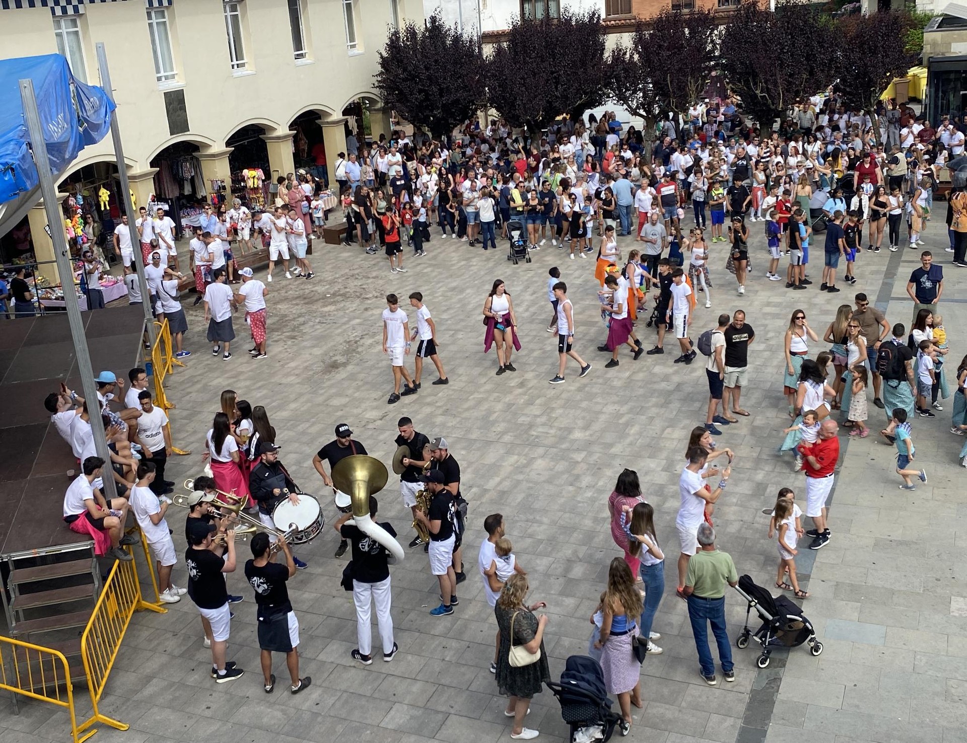 Dagoeneko proposa daiteke festei zeinek hasiera eman