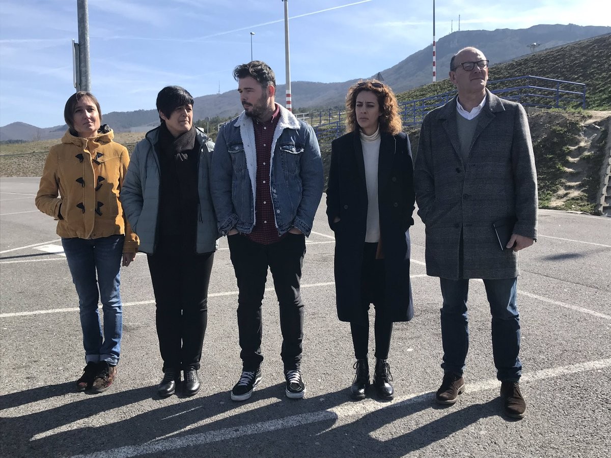 Altsasuko auziko presoek parlamentarien bisita hartu dute