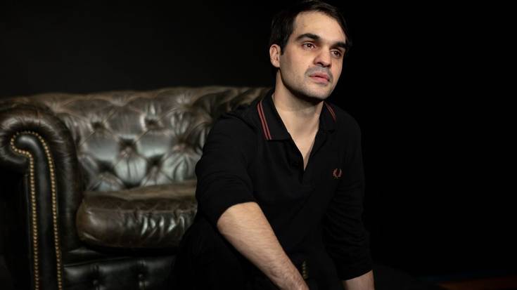 'Emakume baten borroka eta metamorfosia' antzezlanaren emanaldia, Eneko Sagardoyrekin