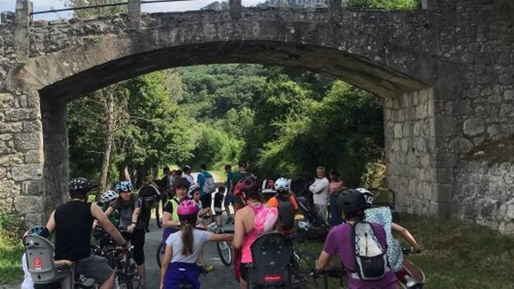 2025eko lastailak 21