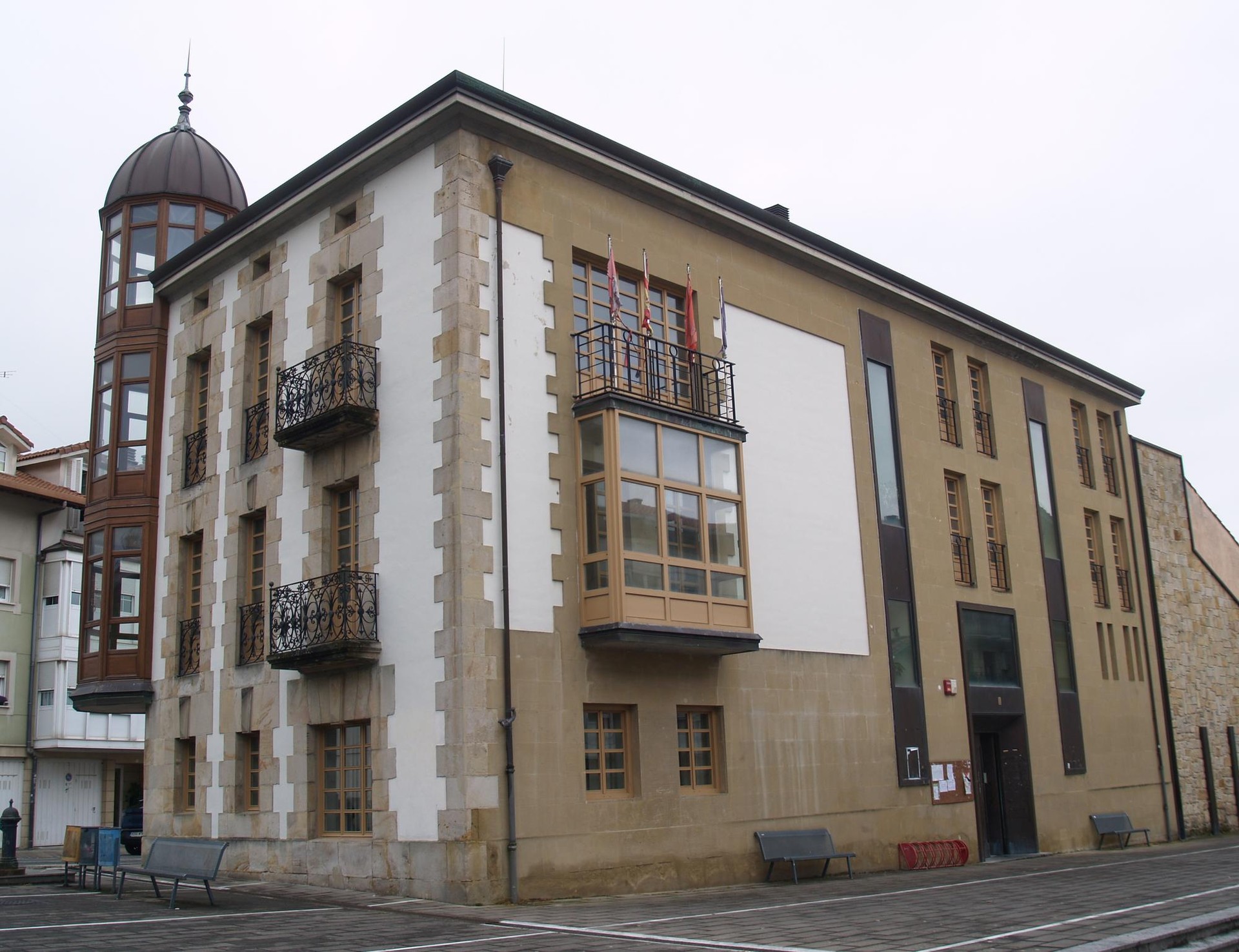 Udalak teknikari baten lan egutegia aldatu du