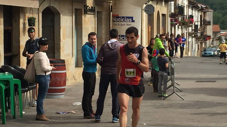 Lakuntza-Aralar mendi lasterketak utzitako irudiak