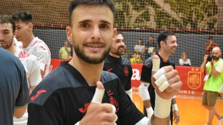 Asier Llamas, selekzioarekin