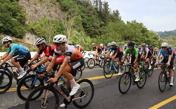 Juniorren Gipuzkoako Itzulia, beroarengatik bertan behera