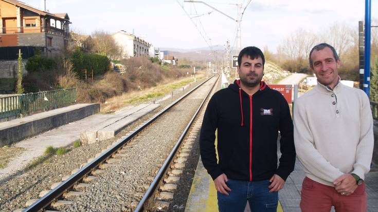 "Gure  planteamenduarekin lortuko genuke plataforma bakarretik mota guztietako trenak pasatzea"