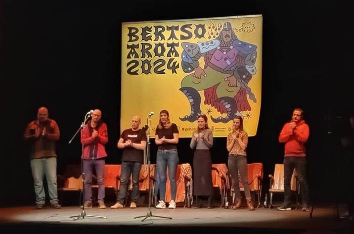 Sakandarrak Iruñeko Bertsoaroan