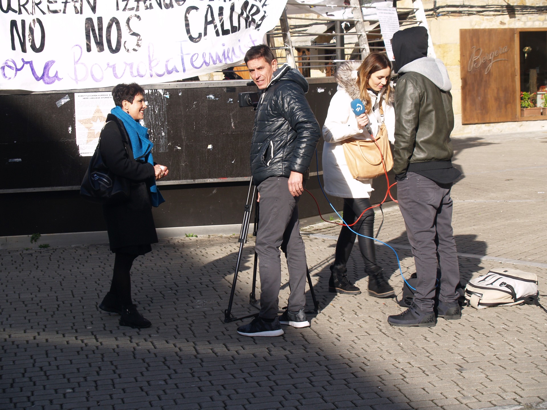 Gurasoek eta plataformak bi presori 3. gradua ezarri dietela berretsi dute