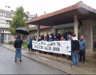 Kronifikatutako izuaren aurrean, Gazarako erantzun konprometitu eta solidarioak eskatu dituzte