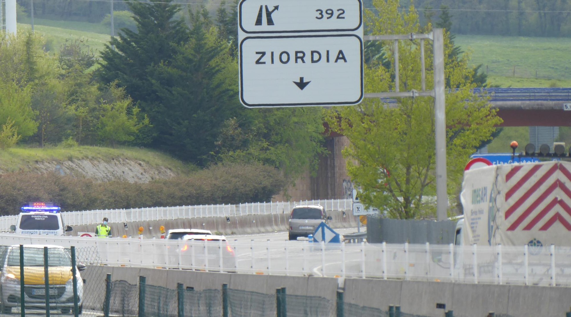 Trafiko istripuan arin zauritua